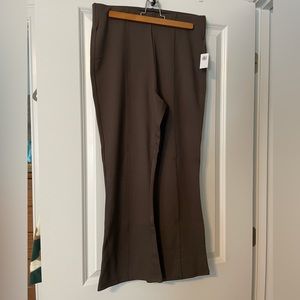 NWT Old Navy Stevie Flare Pant -L
